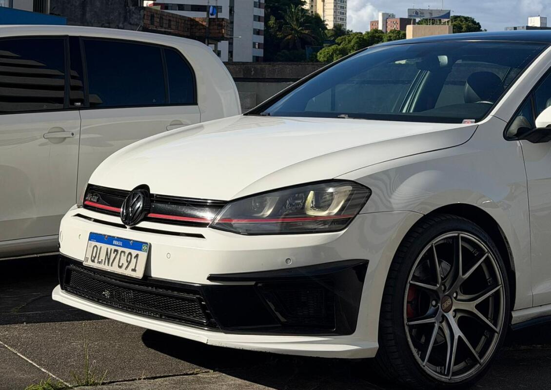 Golf GTI + UP TSI + Moto BMW G310R (o ganhador(a) só leva a moto se tiver jogado acima de 100,00 nesse sorteio)
